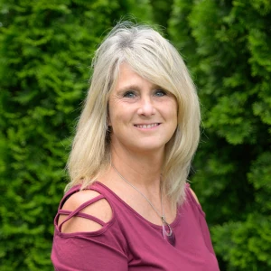image of agent Amie Stewart