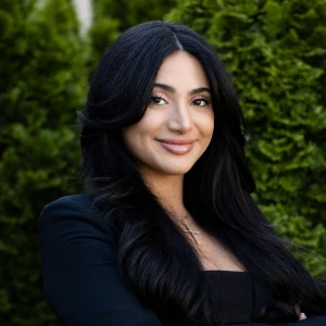 image of agent Brenda Saah