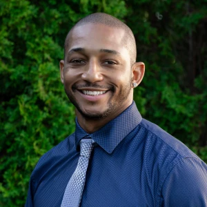 image of agent Darius Estell