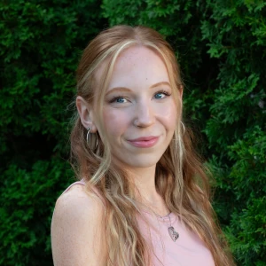 image of agent Haley Welker
