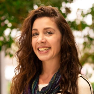 image of agent Kristina Grzembski