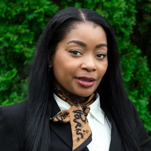 image of agent Natasha Alford