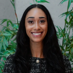 image of agent Victoria Lockhart